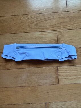 lululemon athletica Light purple running belt